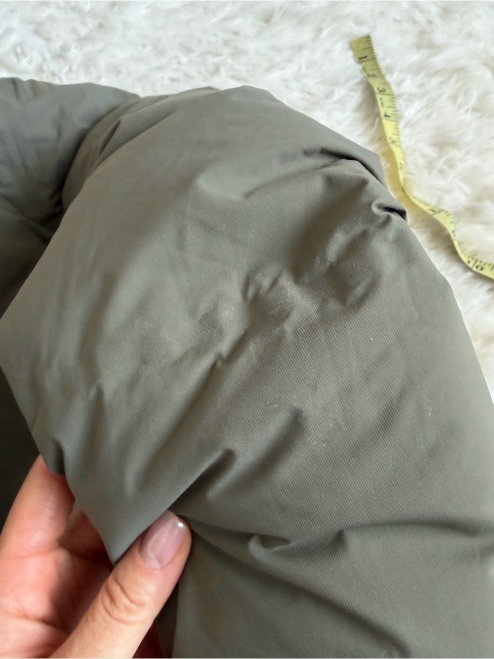 Aritzia The Super Puff₂O™ Mid - Rainstop™ - Picture 12 of 14